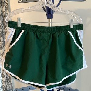 Under Armour shorts size XL green/white